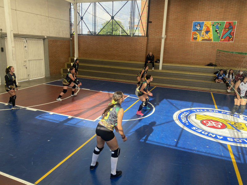 Amistosos con otro clubes o escuelas Legendarios Escuela de Formacion Deportiva