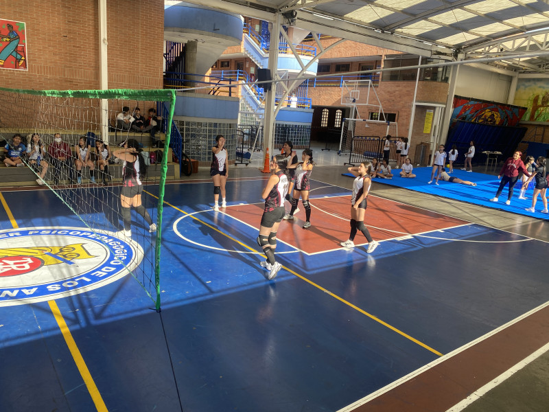 Amistosos con otro clubes o escuelas Legendarios Escuela de Formacion Deportiva