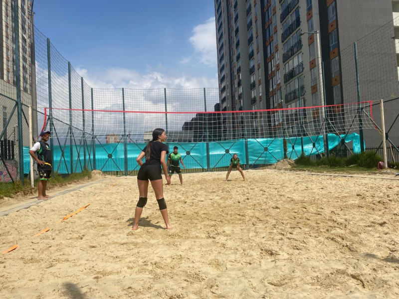 voley playa visitando a la escuela cerverus Legendarios Escuela de Formacion Deportiva