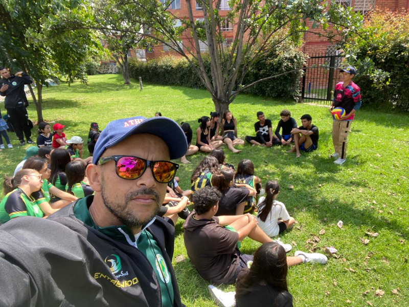 voley playa visitando a la escuela cerverus Legendarios Escuela de Formacion Deportiva