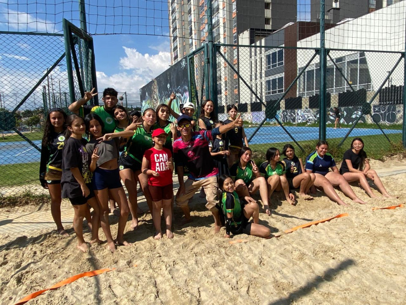 voley playa visitando a la escuela cerverus Legendarios Escuela de Formacion Deportiva