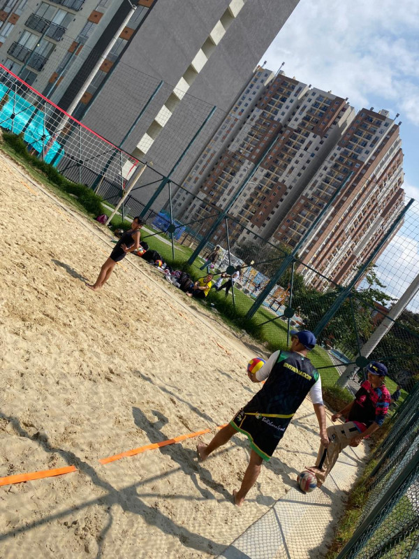 voley playa visitando a la escuela cerverus Legendarios Escuela de Formacion Deportiva